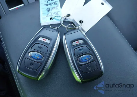 2018 Subaru Outback 2.5I Limited из США, поврежденный, VIN 4S4BSANCXJ3274636